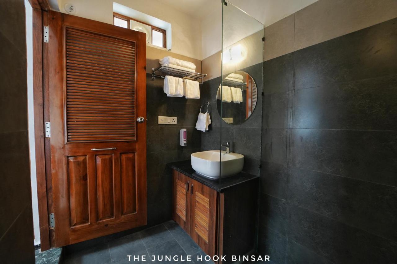 The Jungle Hook Binsar Hotel Almora Exterior photo